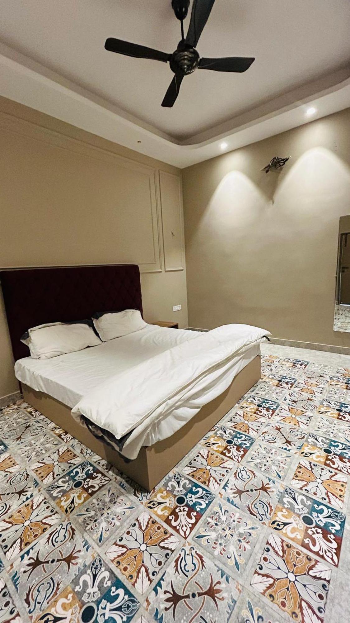 Virasat Villa & Banquet Hall Kanpur Exteriör bild
