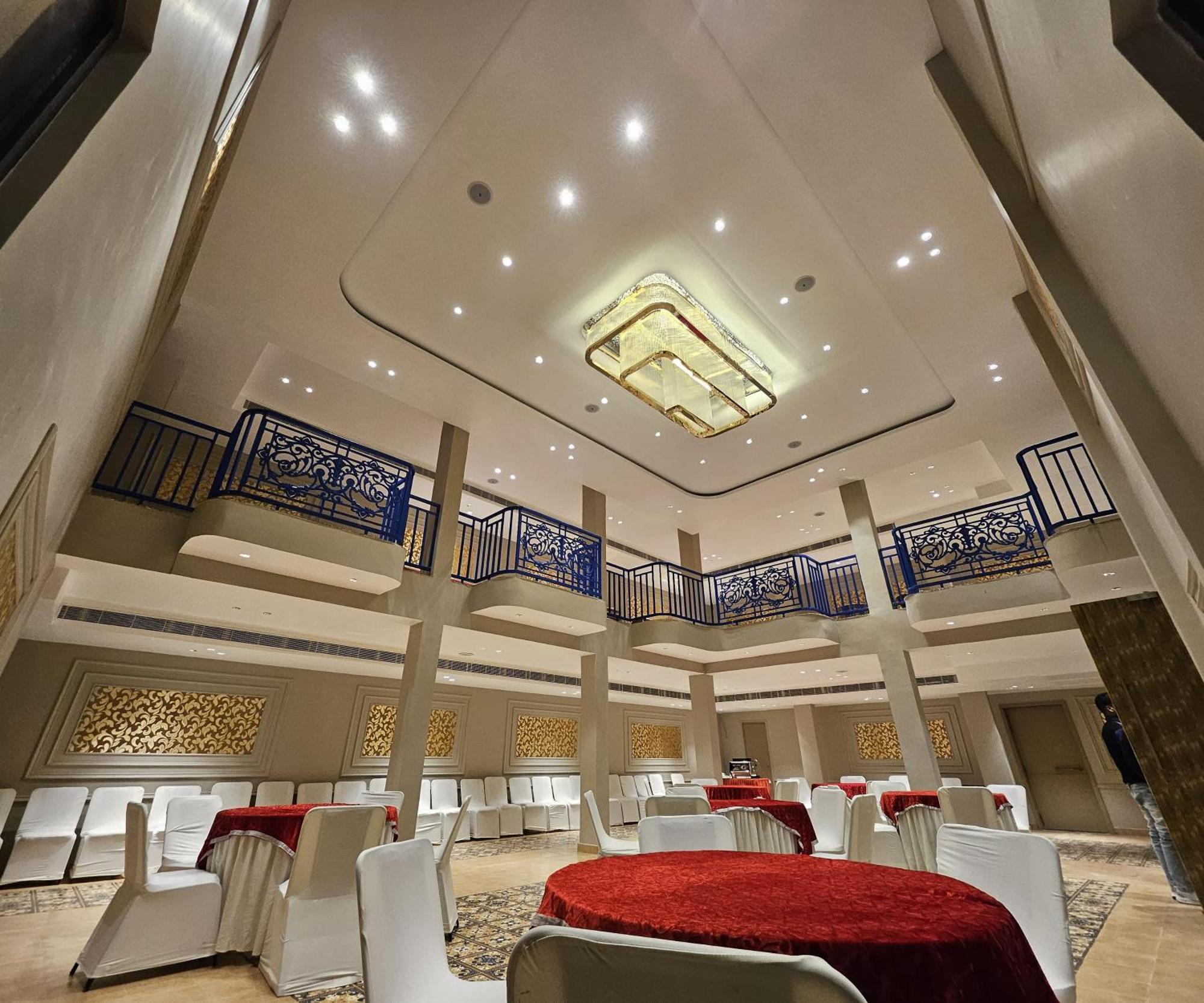 Virasat Villa & Banquet Hall Kanpur Exteriör bild