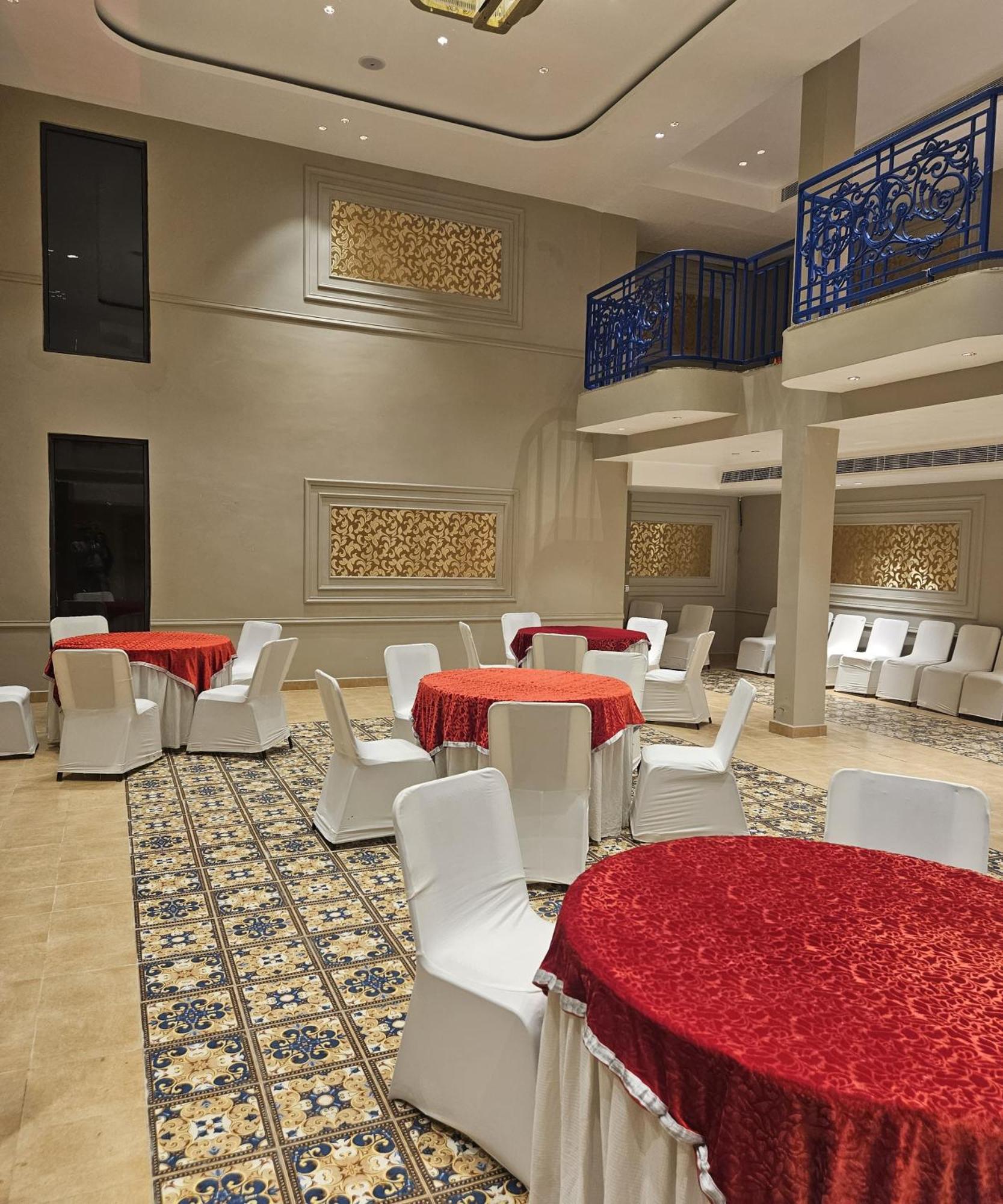 Virasat Villa & Banquet Hall Kanpur Exteriör bild