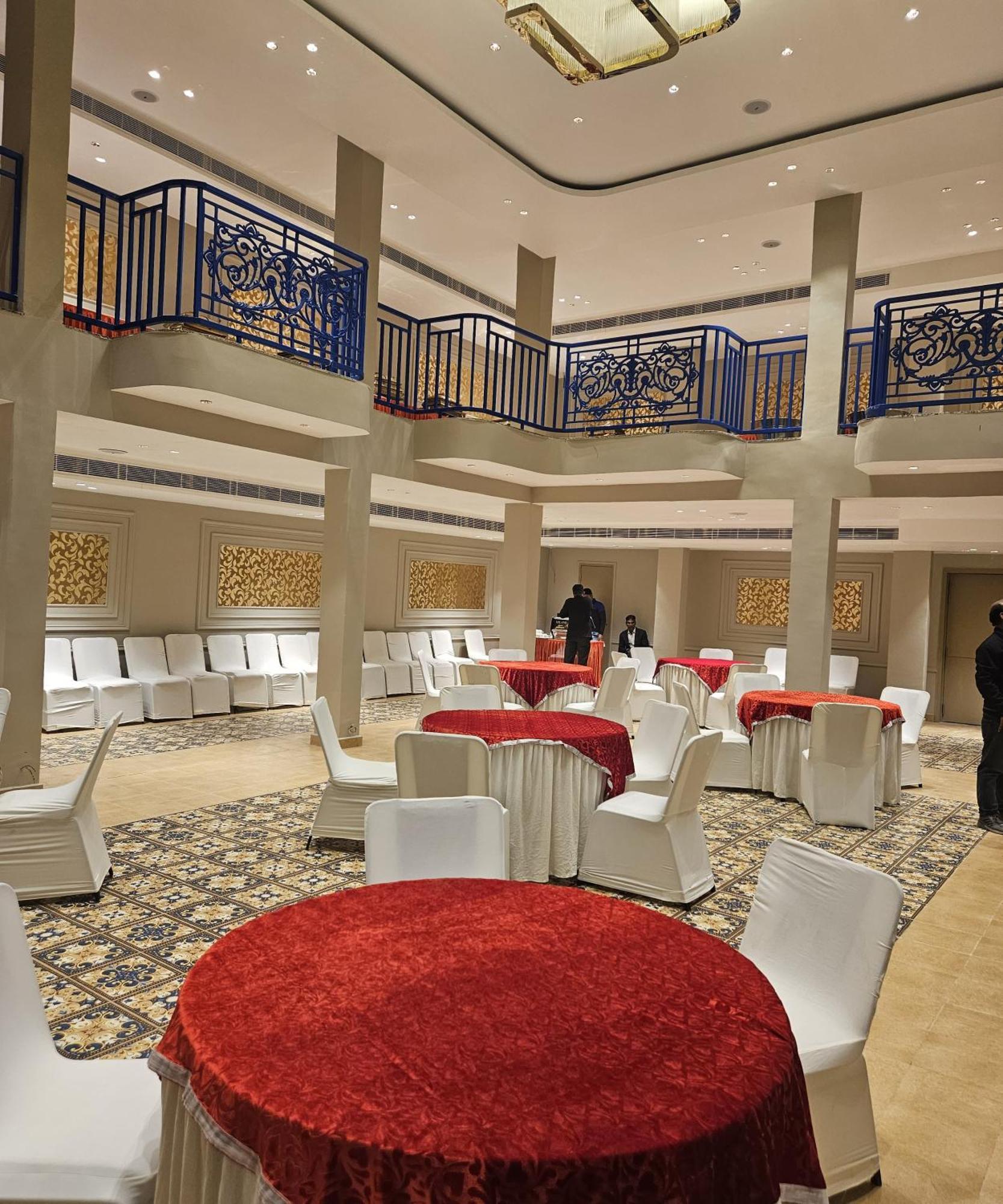 Virasat Villa & Banquet Hall Kanpur Exteriör bild